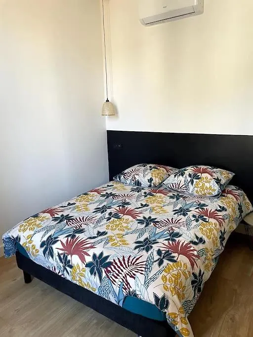 Chez Marlene Appartement Vieil Antibes, Clim, Balcon Apartment