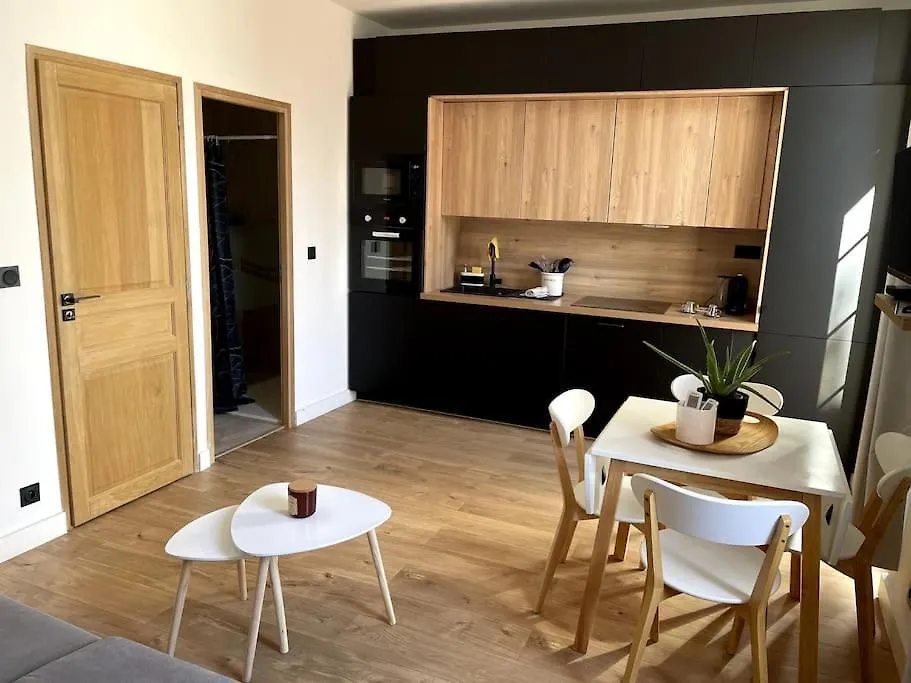 Appartement Marlene Vieil Antibes, Quartier Renove Et Dynamique, Clim, Balcon France